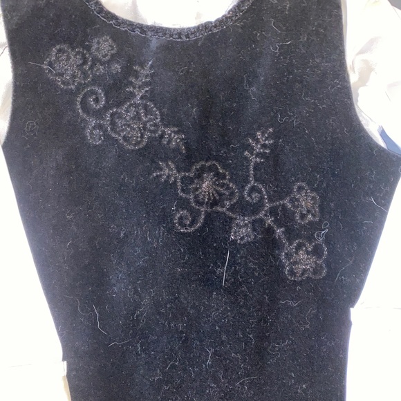 The Children’s Pl Velvet Dress W/Satin Undershirt - Picture 3 of 5